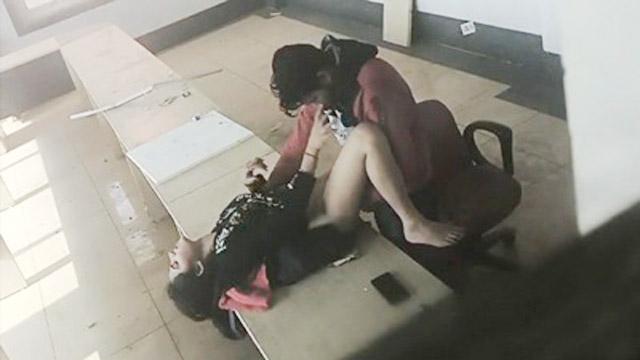 Classroom Hidden Cam Sex – Couple Viral Xxx